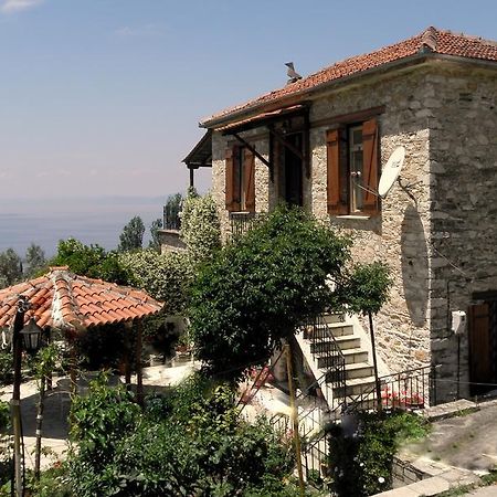 Tsorni Hill Cottage ليفوكاسترو المظهر الخارجي الصورة