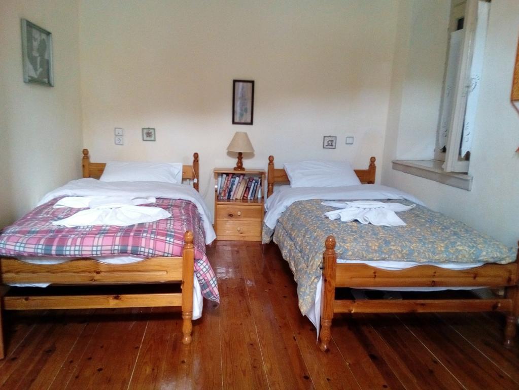 Tsorni Hill Cottage ليفوكاسترو المظهر الخارجي الصورة